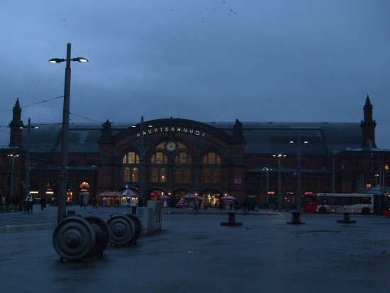 Bahnhofsvorplatz